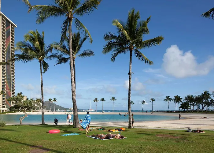 Ilikai Hotel & Luxury Suites